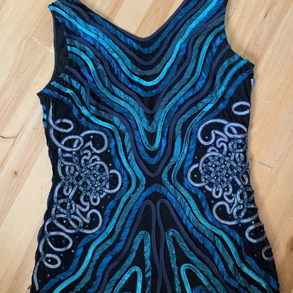 Beautiful Dress - Picture 2 of 2